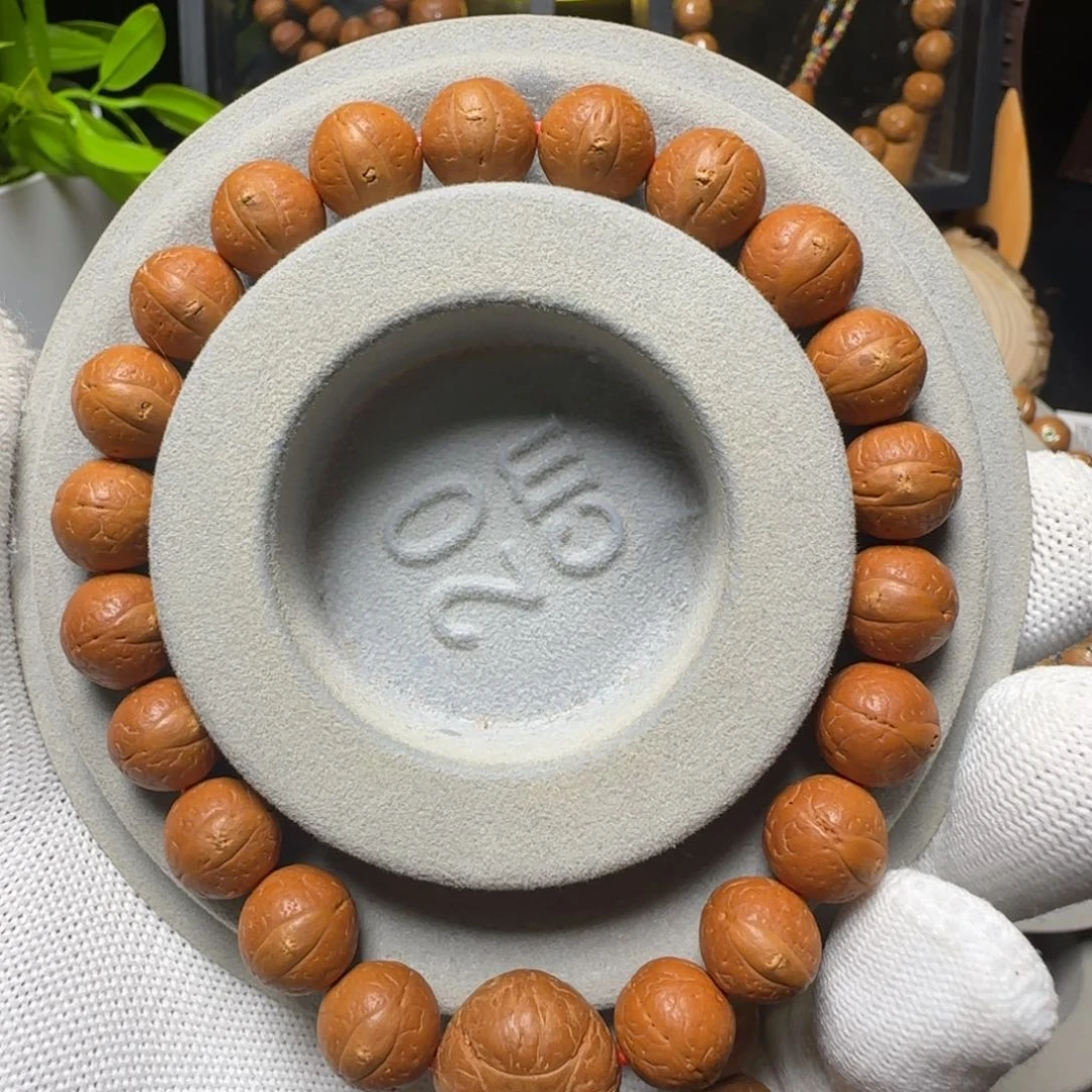 菩提吊坠C***.11mm红皮油籽加镶嵌款麒麟三通