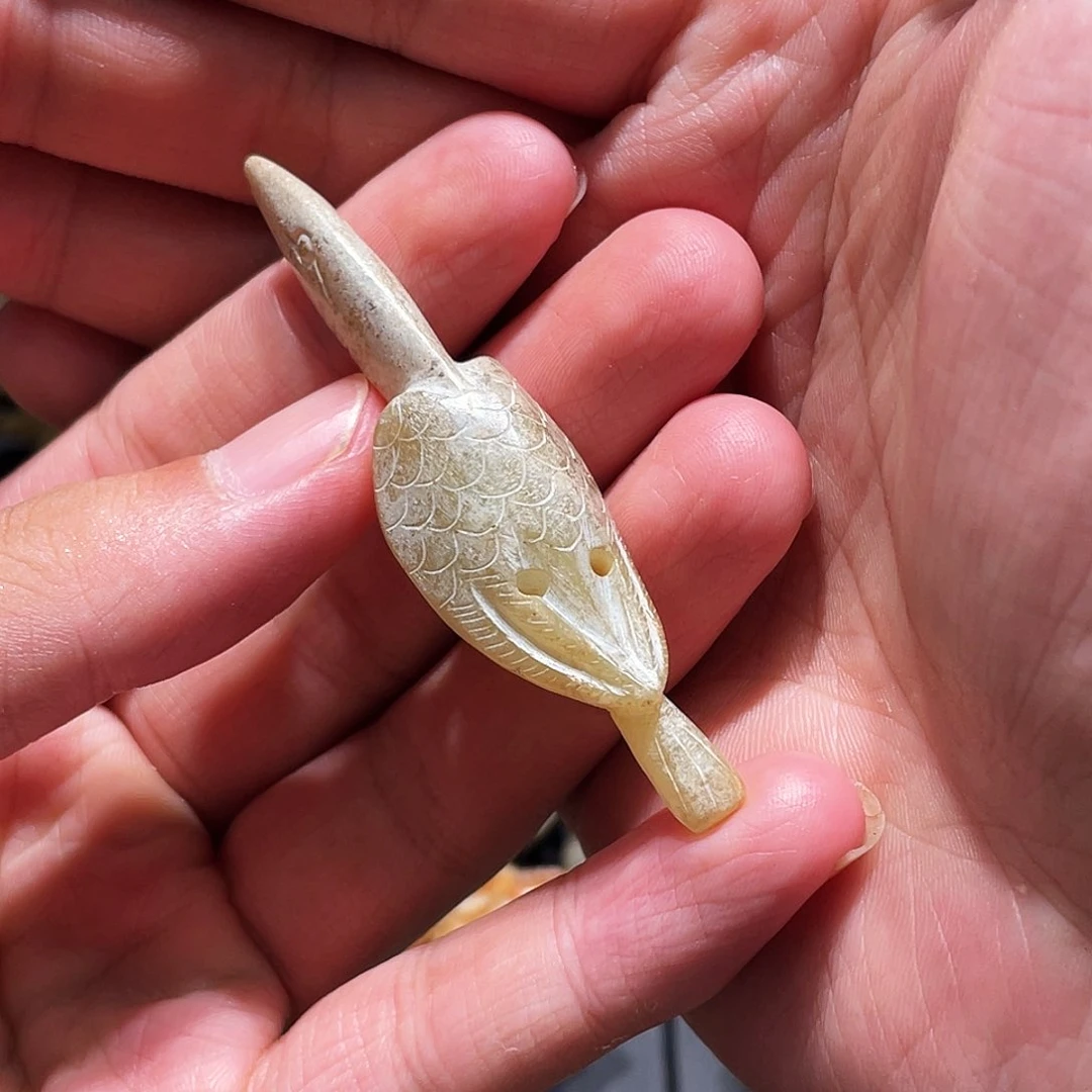 和田玉（糖玉）未镶嵌颈饰采**篱