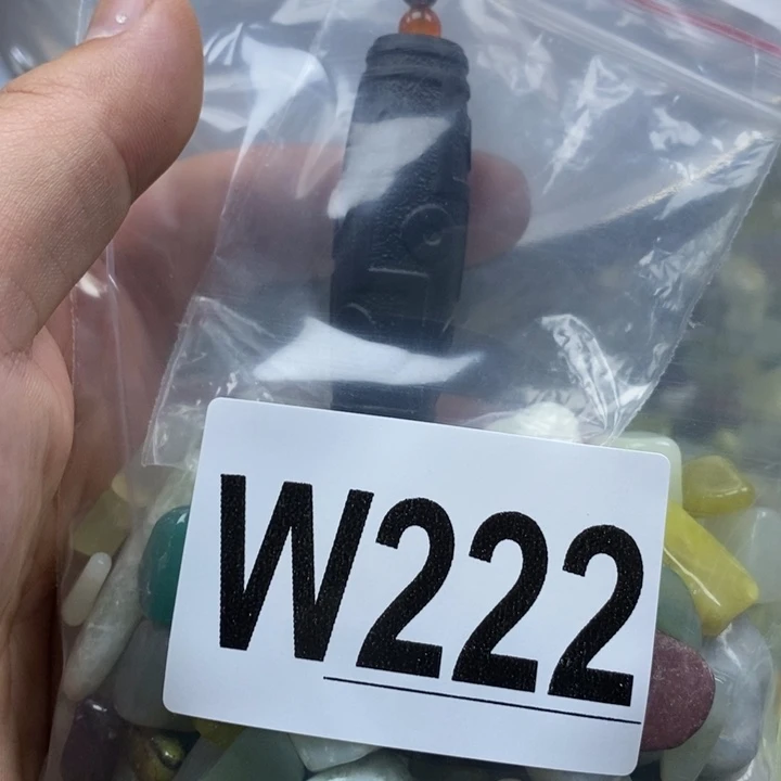 蛇纹石玉未镶嵌珠宝奇石