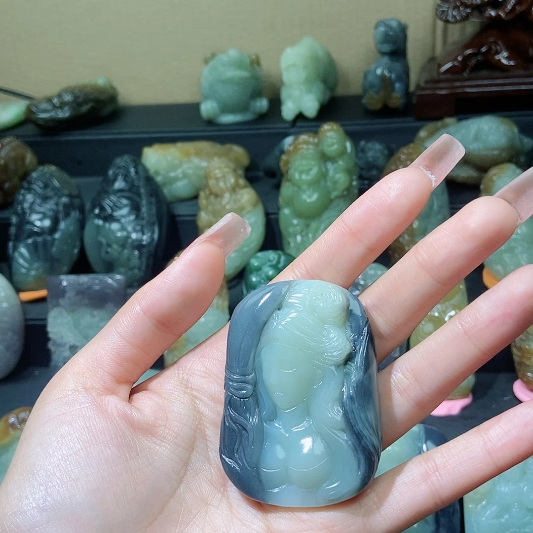 和田玉颈饰未镶嵌