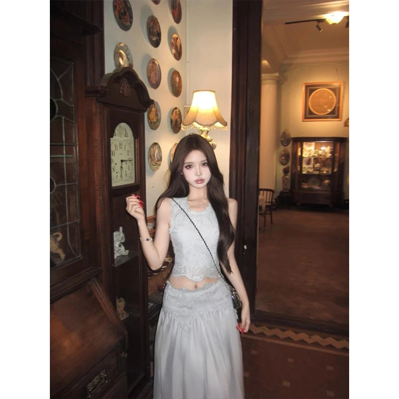 【卢浮幻境】韩系高级感精致蕾丝拼接上衣女配显瘦高腰半身裙两件套