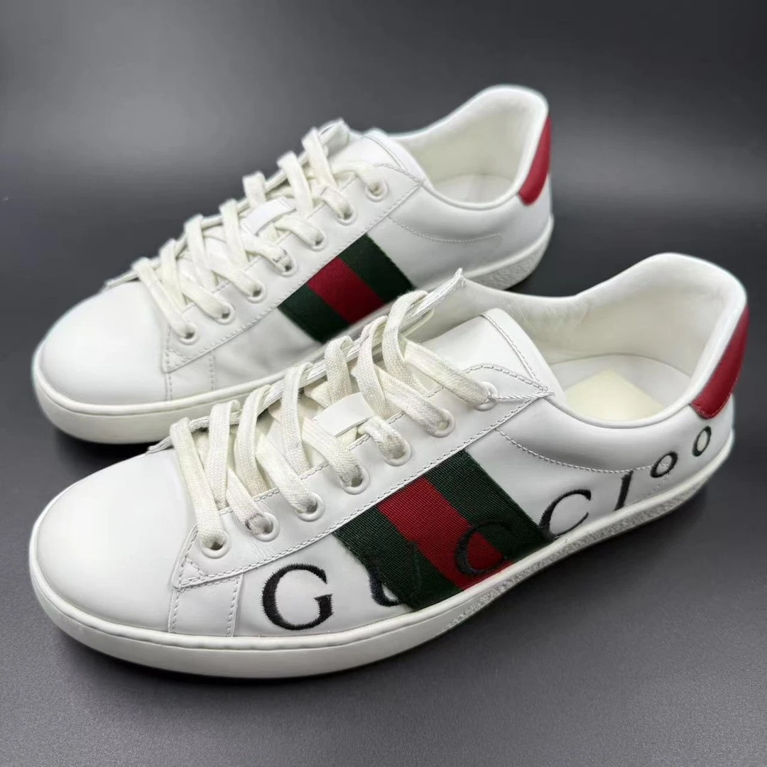 95新 GUCCI/古驰 男士白色时尚百周年限定低帮板鞋40欧码 lb619