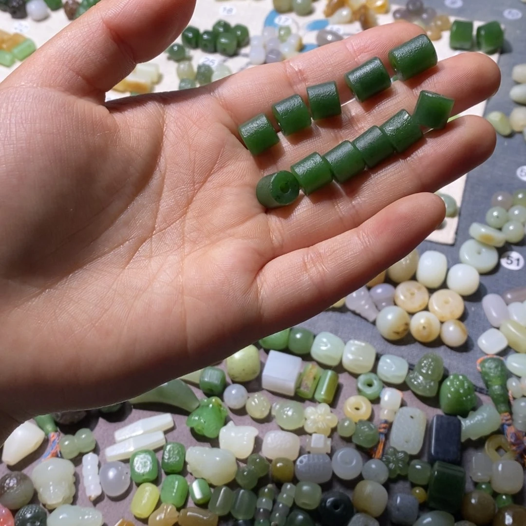 和田玉未镶嵌颈饰一****