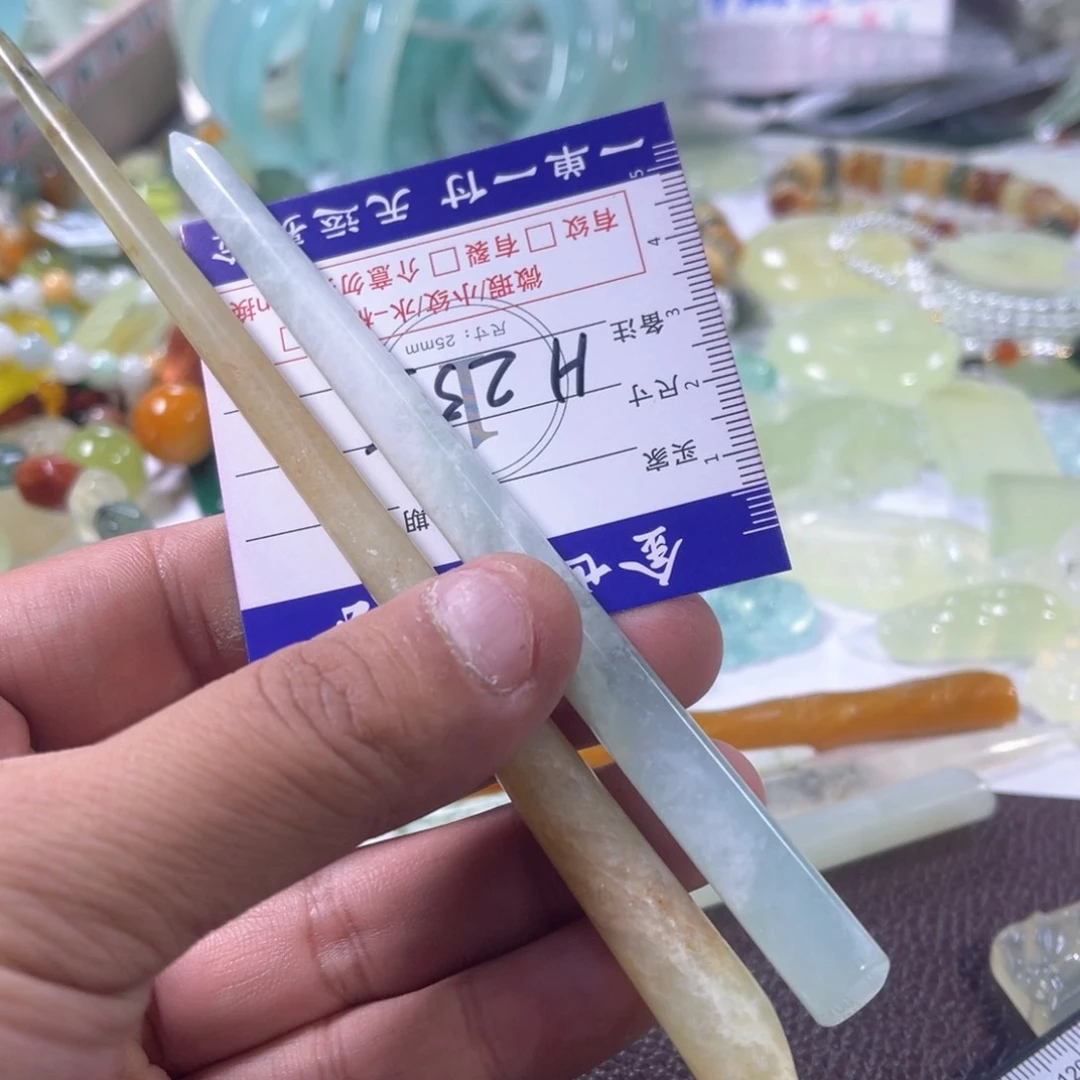 未镶嵌蛇纹石玉手镯(圆镯)