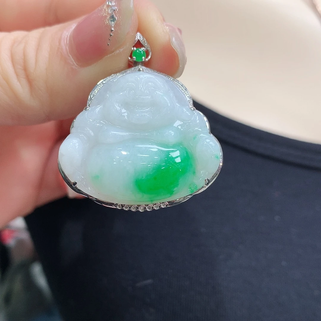 翡翠颈饰18K金镶嵌佛公