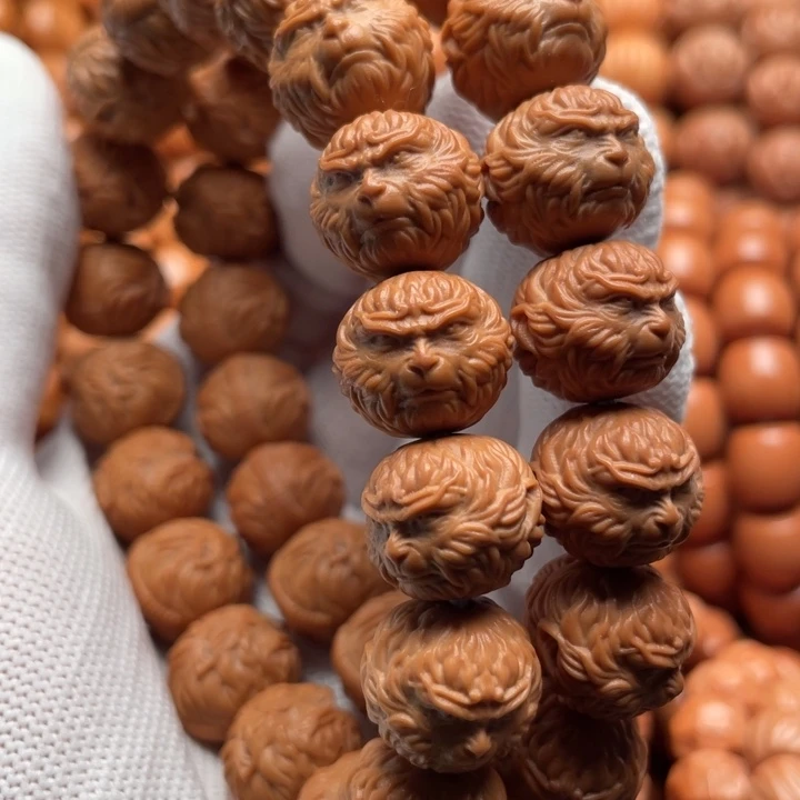 猴头核桃吊坠。****。斗战胜佛