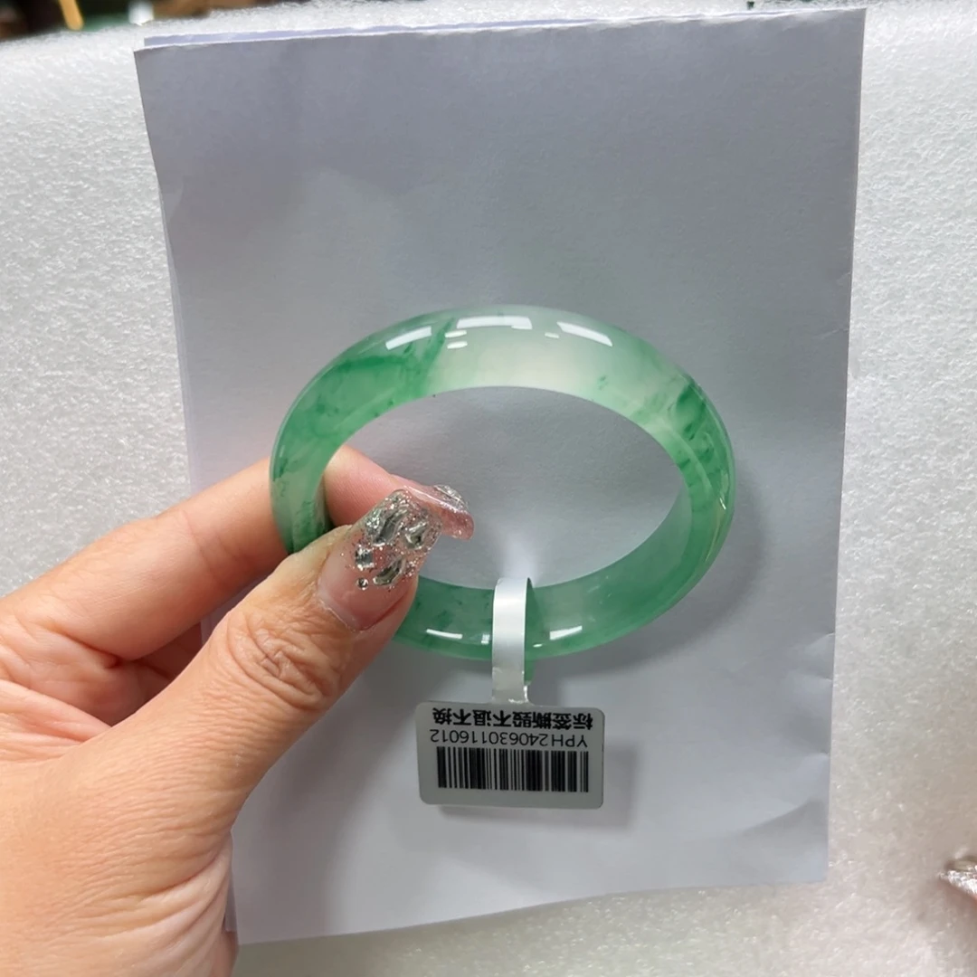 石英质玉手镯未镶嵌➕佳佳5455