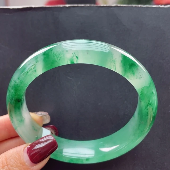 石英质玉手镯未镶嵌蓝**。