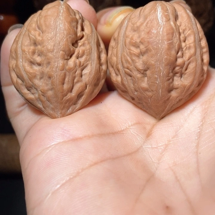 文玩核桃把件东北楸子小雪21