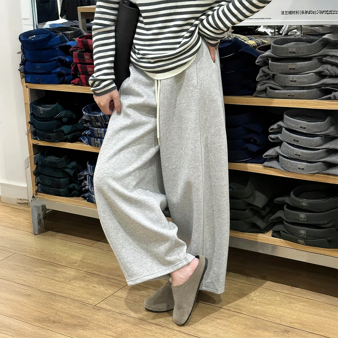 灰色休闲运动裤女秋季新款胖妹妹mm高腰宽松显瘦小个子阔腿弯刀裤