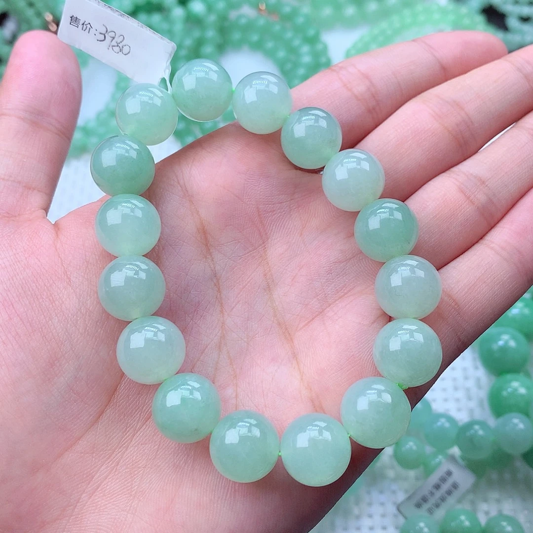 睡***️翡翠未镶嵌毛衣链