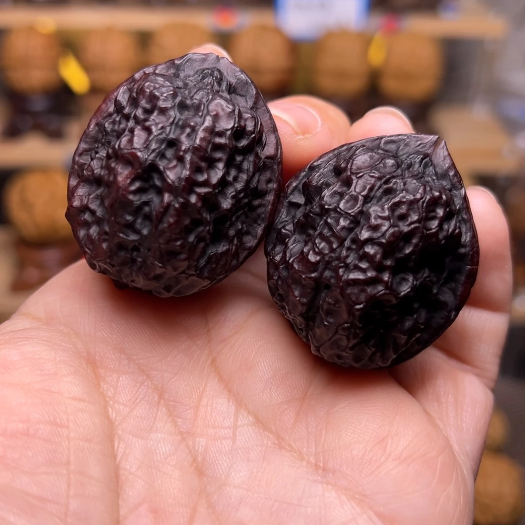 何***下把件文玩核桃6w卧龙蟾37尺