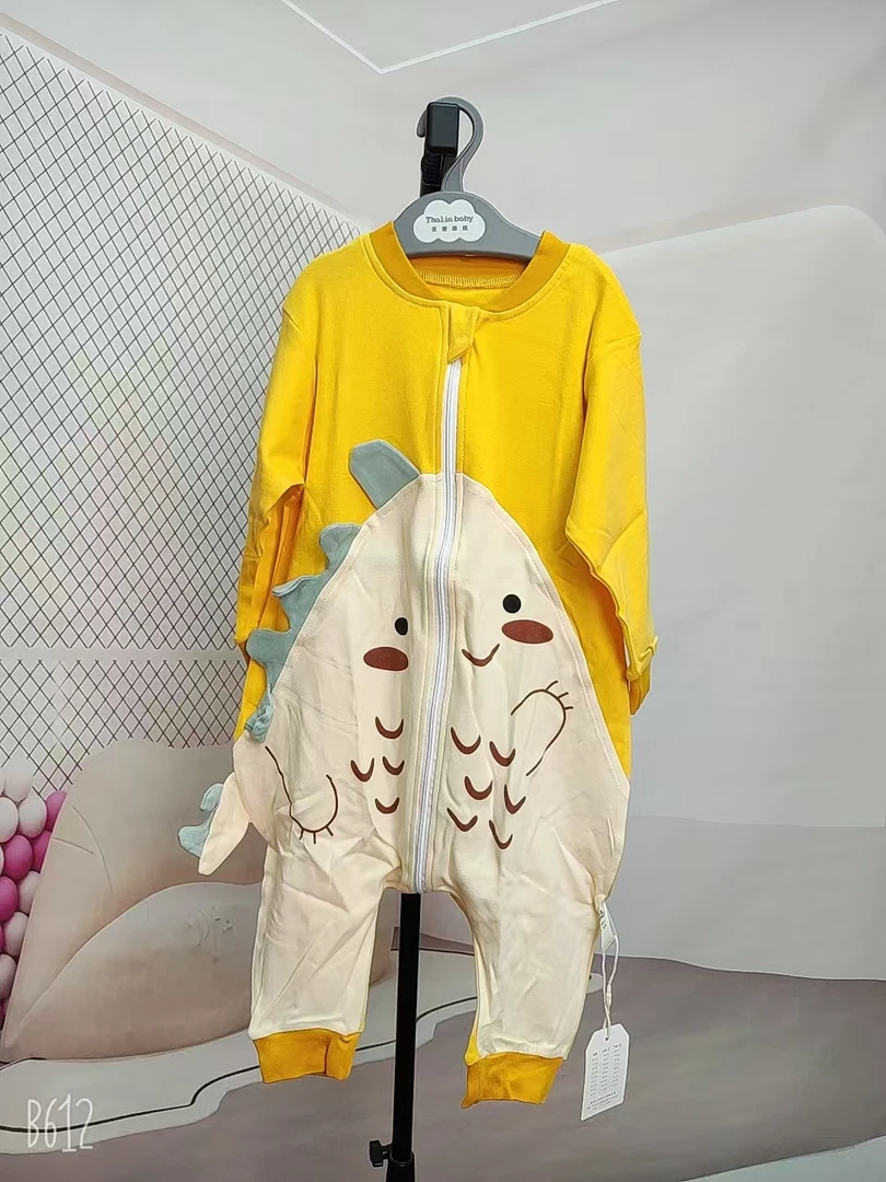 A类休闲风春秋连体衣宝宝外套长袖连帽睡袋通用