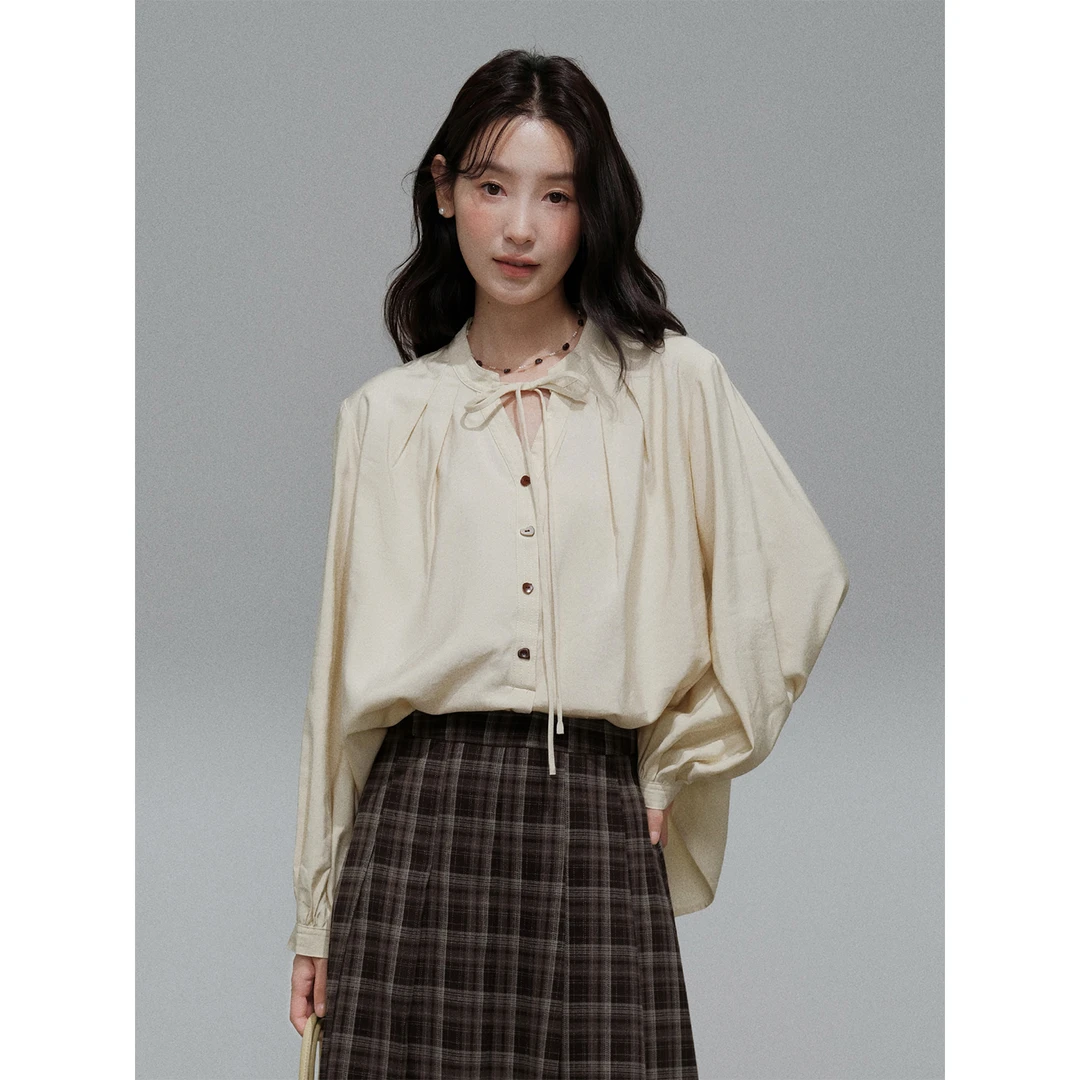 木易易 米黄色复古系带灯笼袖衬衫女早秋独特超好看简约法式上衣