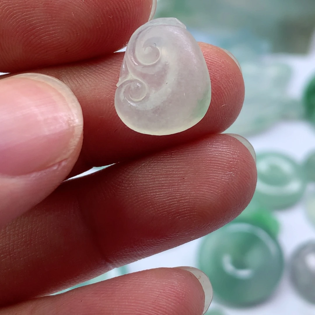 定制翡翠未镶嵌包工