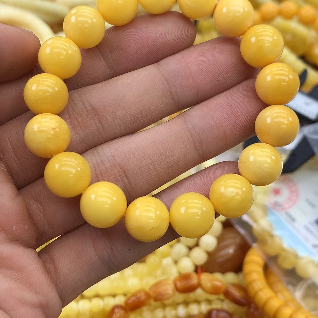 蜜蜡未镶嵌珠宝奇石