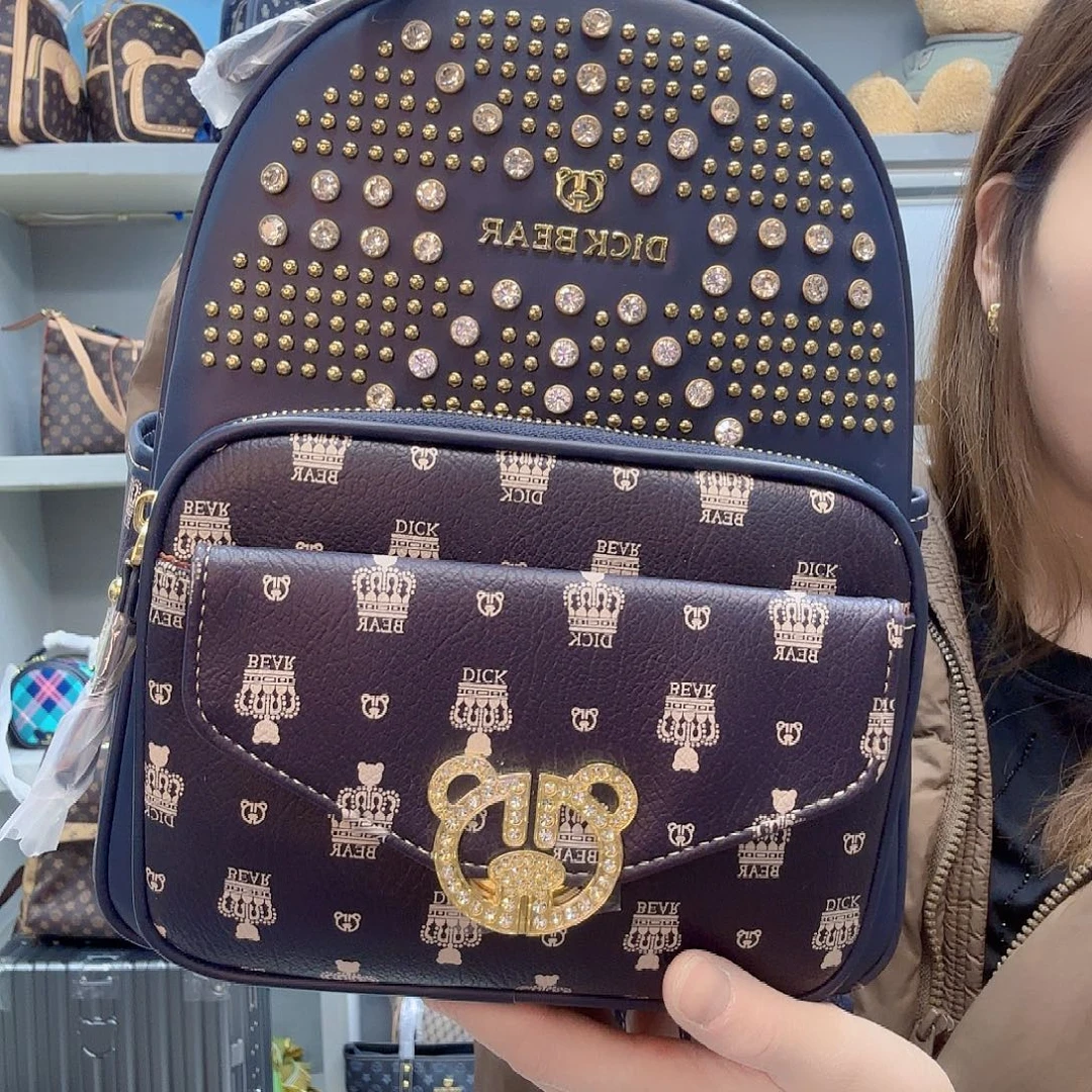 PVC3023A加钻皇冠蓝双肩包