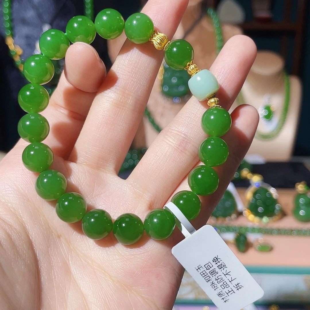 和田玉（碧玉）18K金镶嵌颈饰