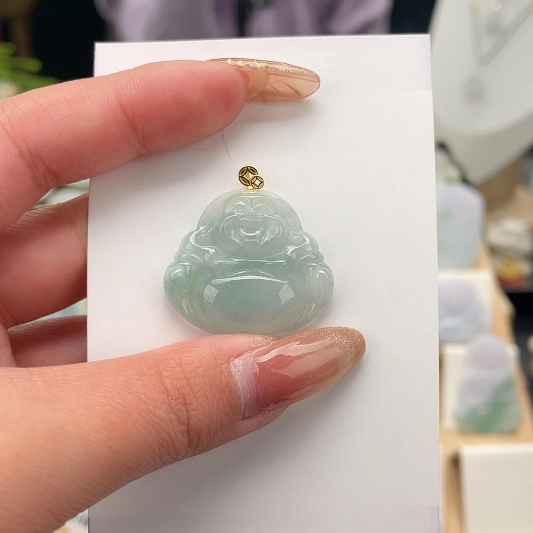 翡翠未镶嵌颈饰佛公