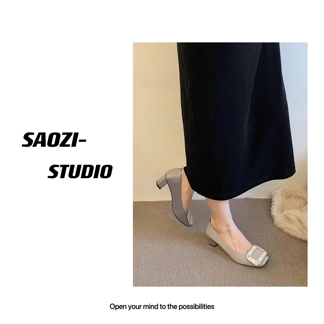 136-单-经典爆闪方扣水钻方头粗跟浅口单鞋通勤气质中跟女鞋