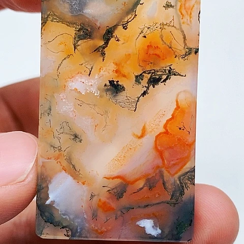 玛瑙/玉髓颈饰未镶嵌铁**情