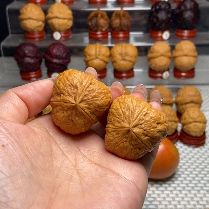 文玩核桃把件17御宝三棱