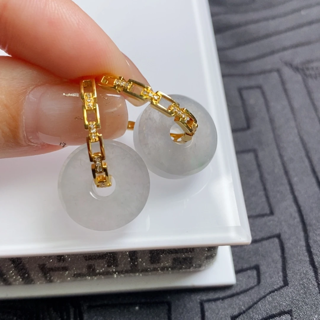 翡翠18K金镶嵌耳饰黑冰路路通