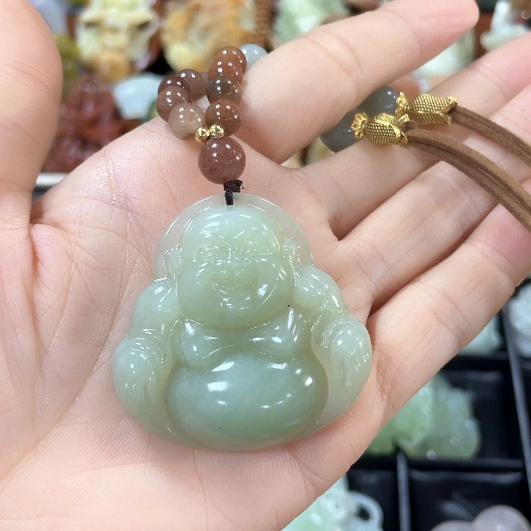 蛇纹石玉颈饰未镶嵌