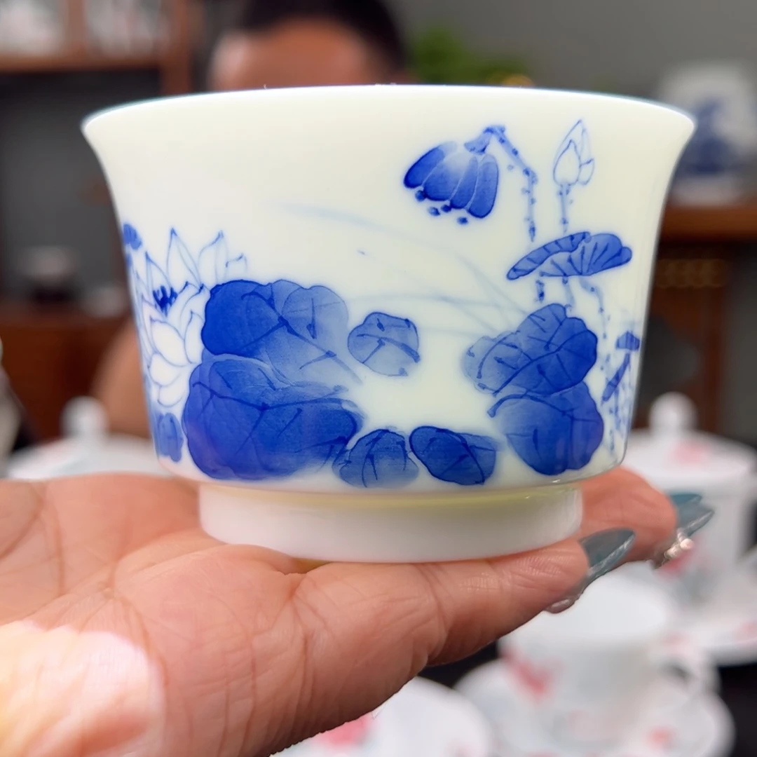 玉泥青花和为贵马蹄撇口杯