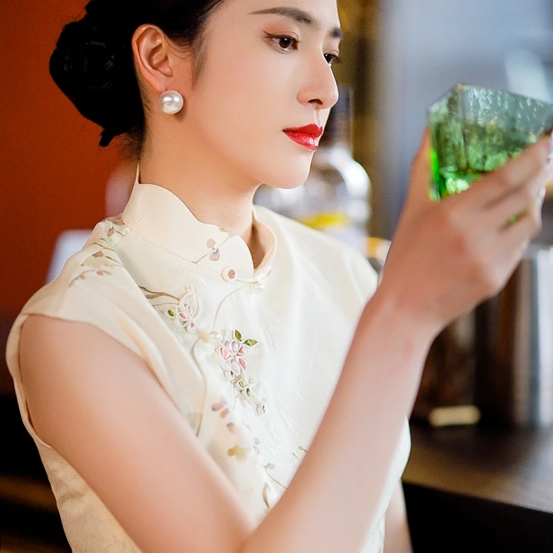 复古日记“玉梅”100桑蚕丝高定手工桃花扣雅致年轻款花瓣袖连衣裙