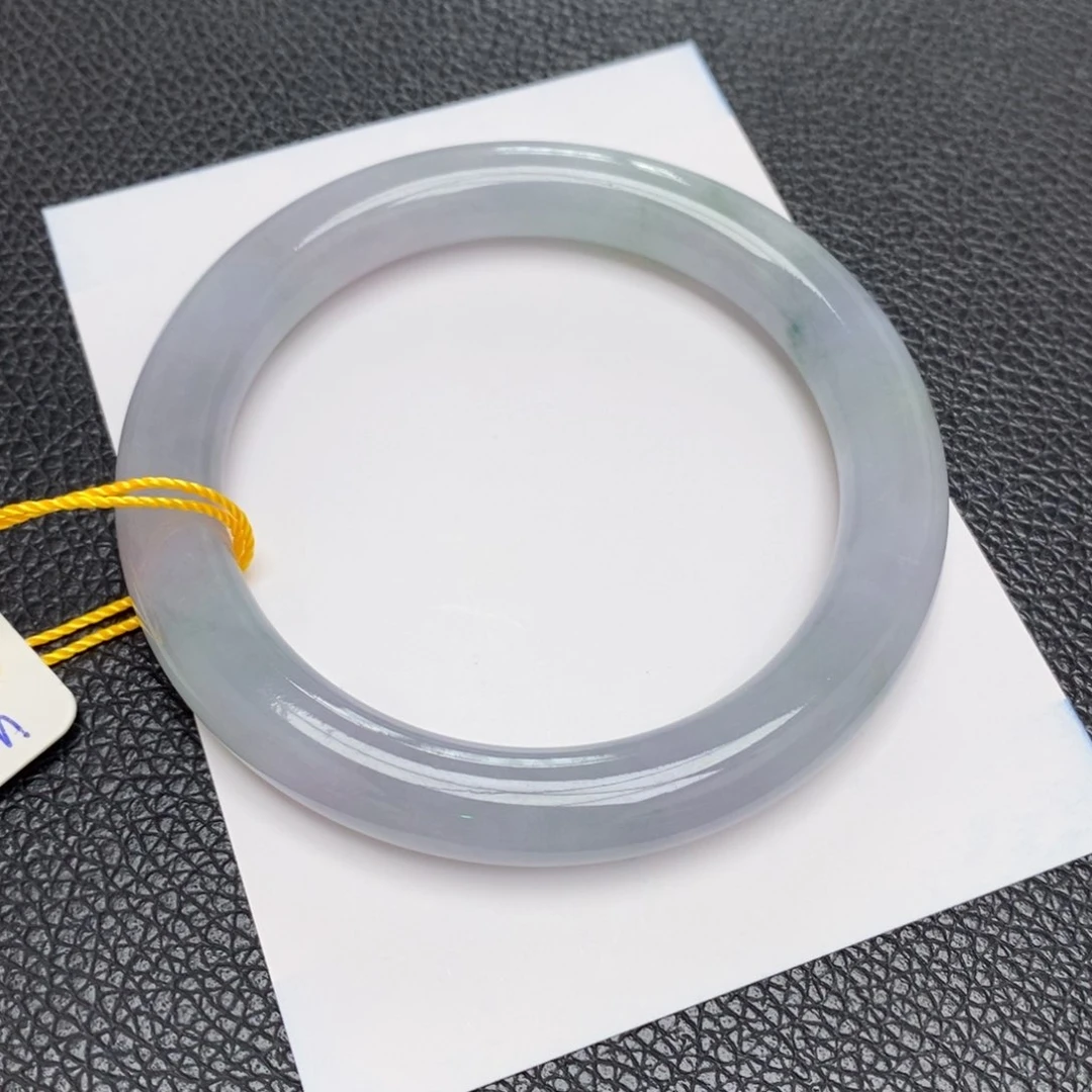 翡翠手镯未镶嵌天然翡翠手镯