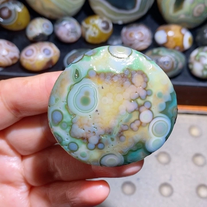 未镶嵌玛瑙/玉髓珠宝半成品8