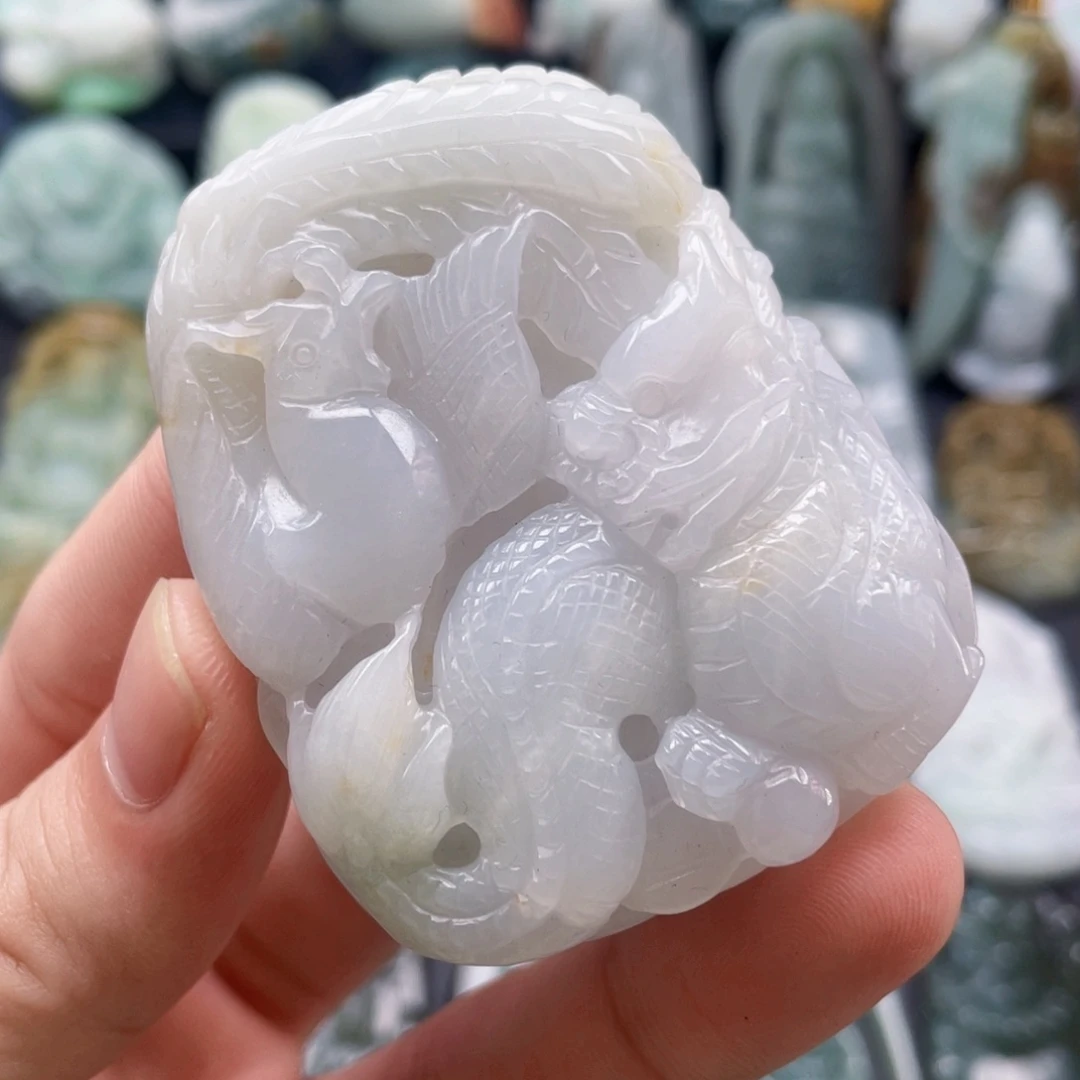 颈饰未镶嵌翡翠翡翠