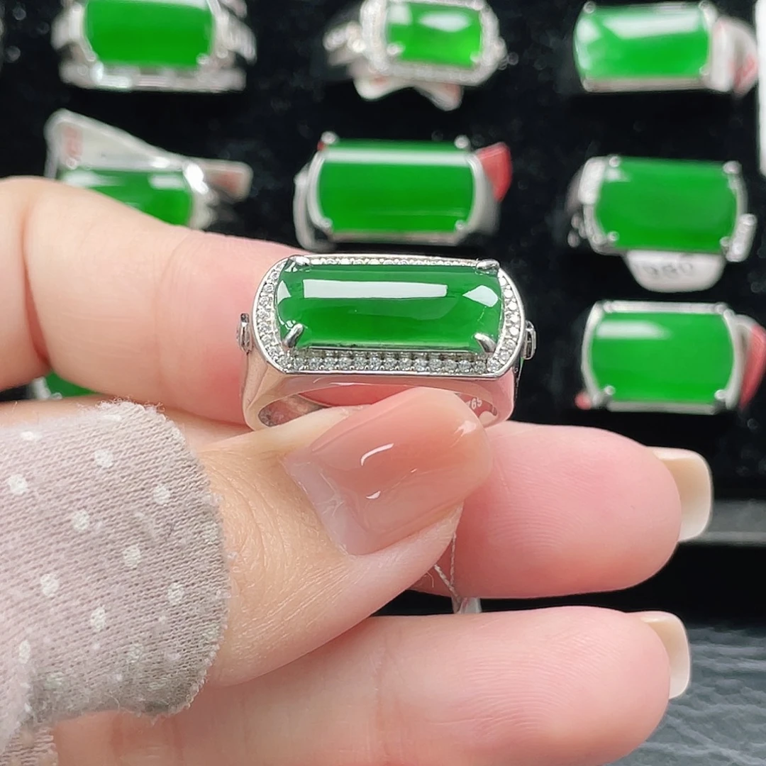 翡翠银S925镶嵌戒指天然A货翡翠没运费险3288