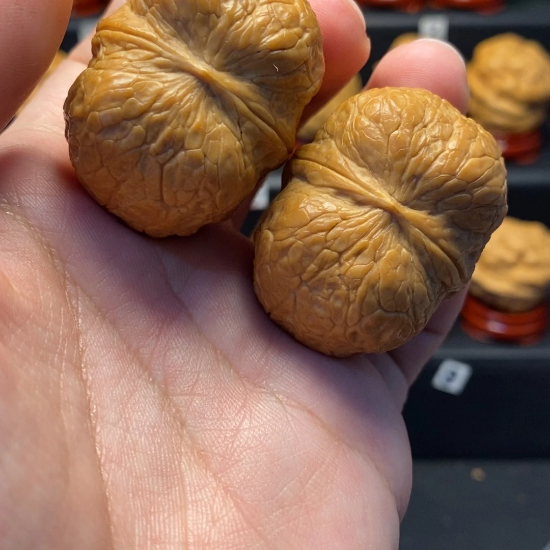 把件文玩核桃41方尊