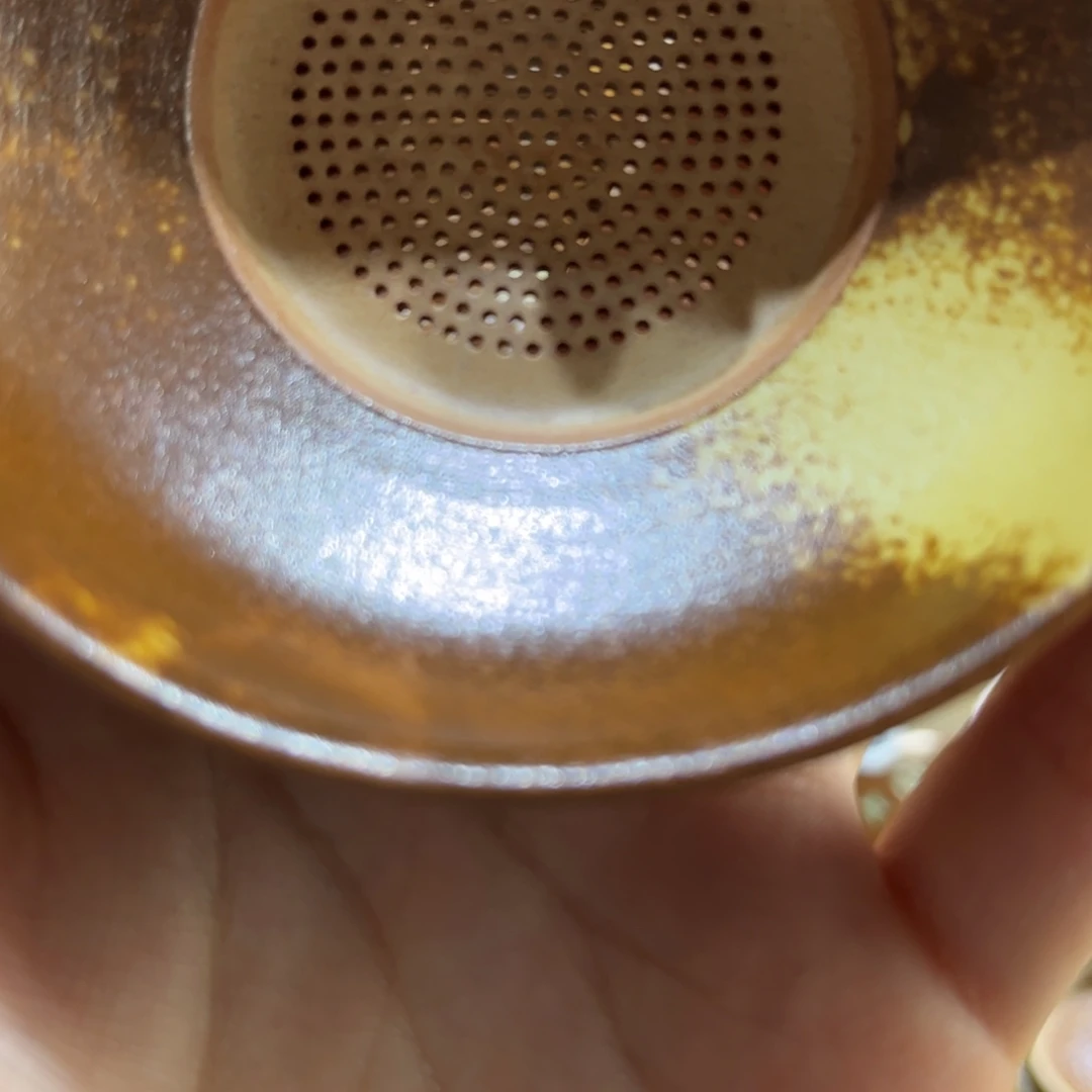 瑞***赢龙泉青瓷草木灰老花茶漏