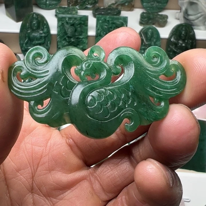 独山玉未镶嵌吊坠(不含链)