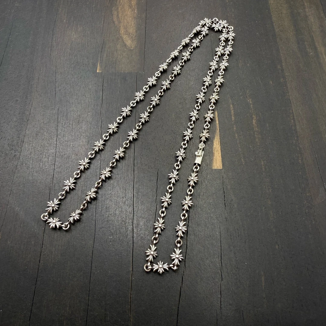75cm Chrome Hearts 克罗心 Tiny E 十字花项链