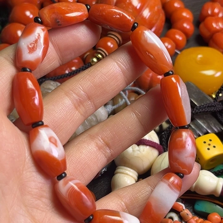 颈饰琉璃茂*琉璃………….