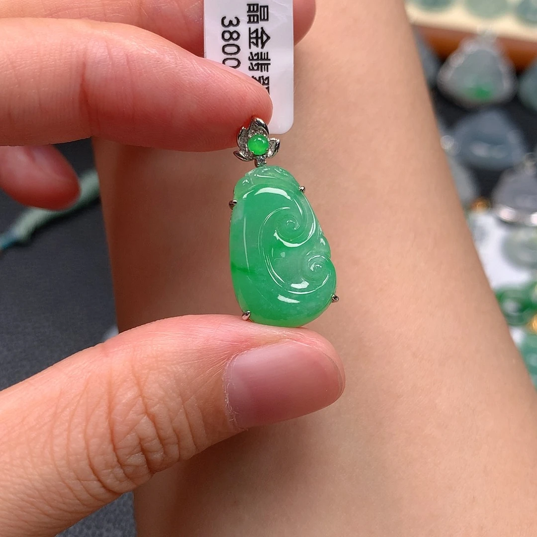 翡翠18K金镶嵌吊坠(不含链)翡翠