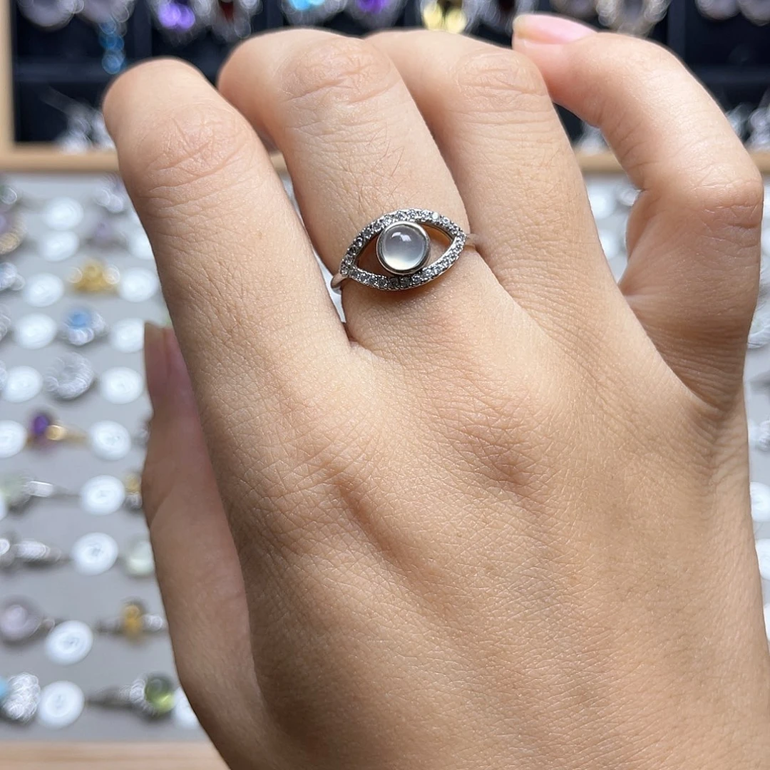 银S925镶嵌蛇纹石玉戒指