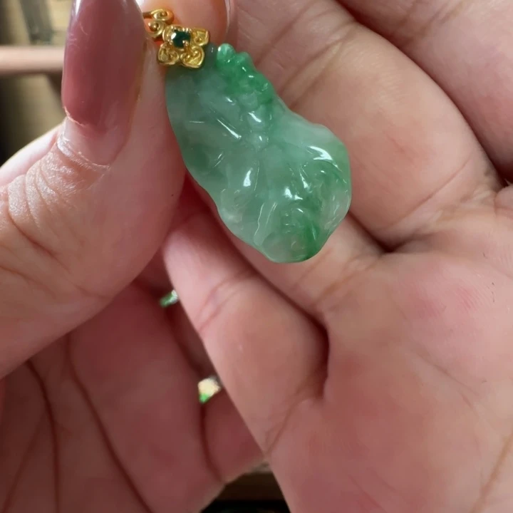 翡翠未镶嵌手镯翡翠299