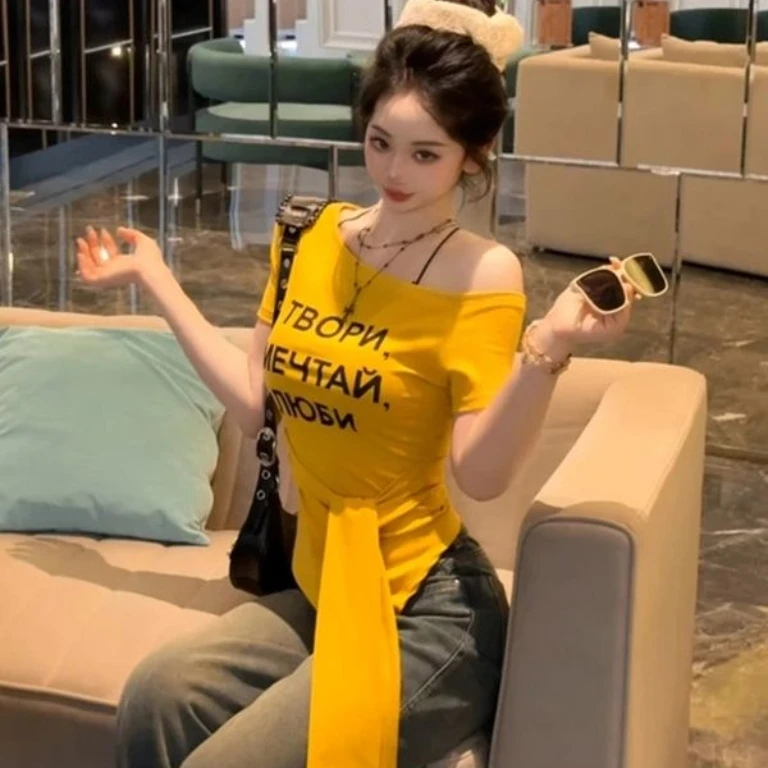 2025夏季纯欲气质绑带一字领短袖T恤女收腰显瘦露肩上衣