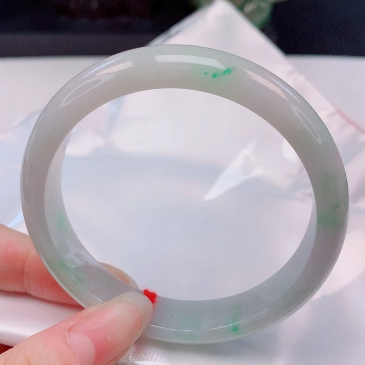 翡翠未镶嵌手镯56圈