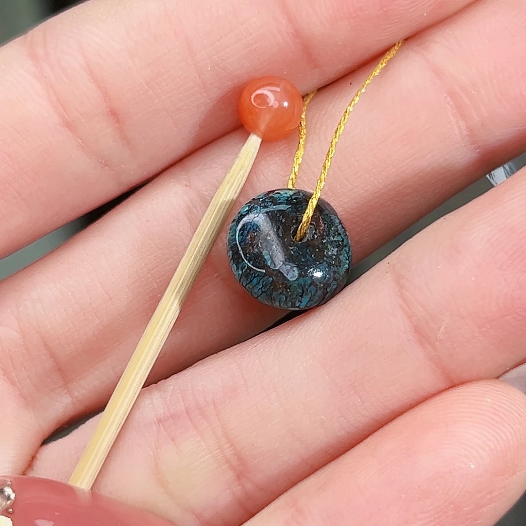 南红玛瑙未镶嵌珠宝奇石