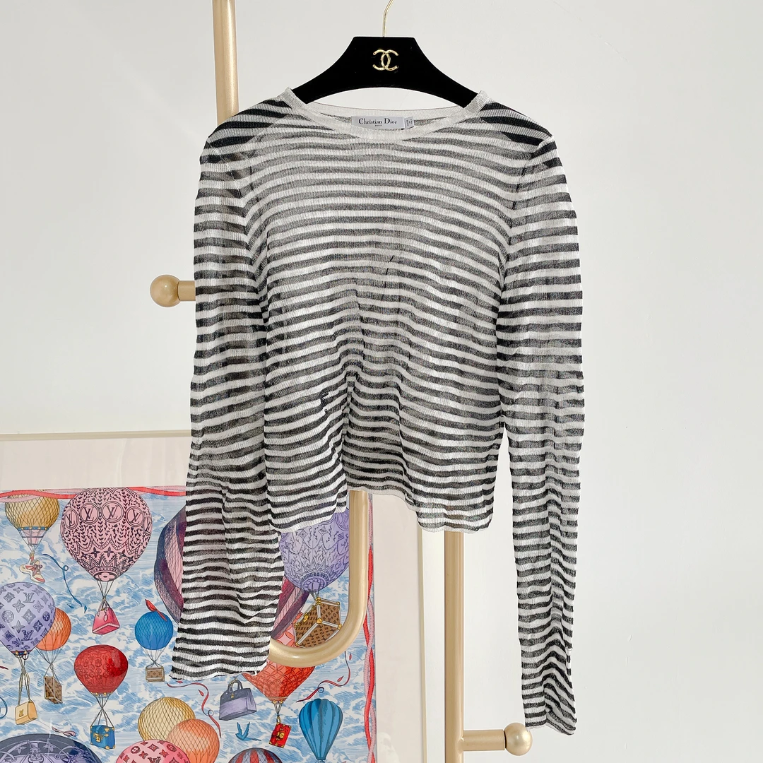 95新 DIOR/迪奥 黑白条纹针织上衣/83435556