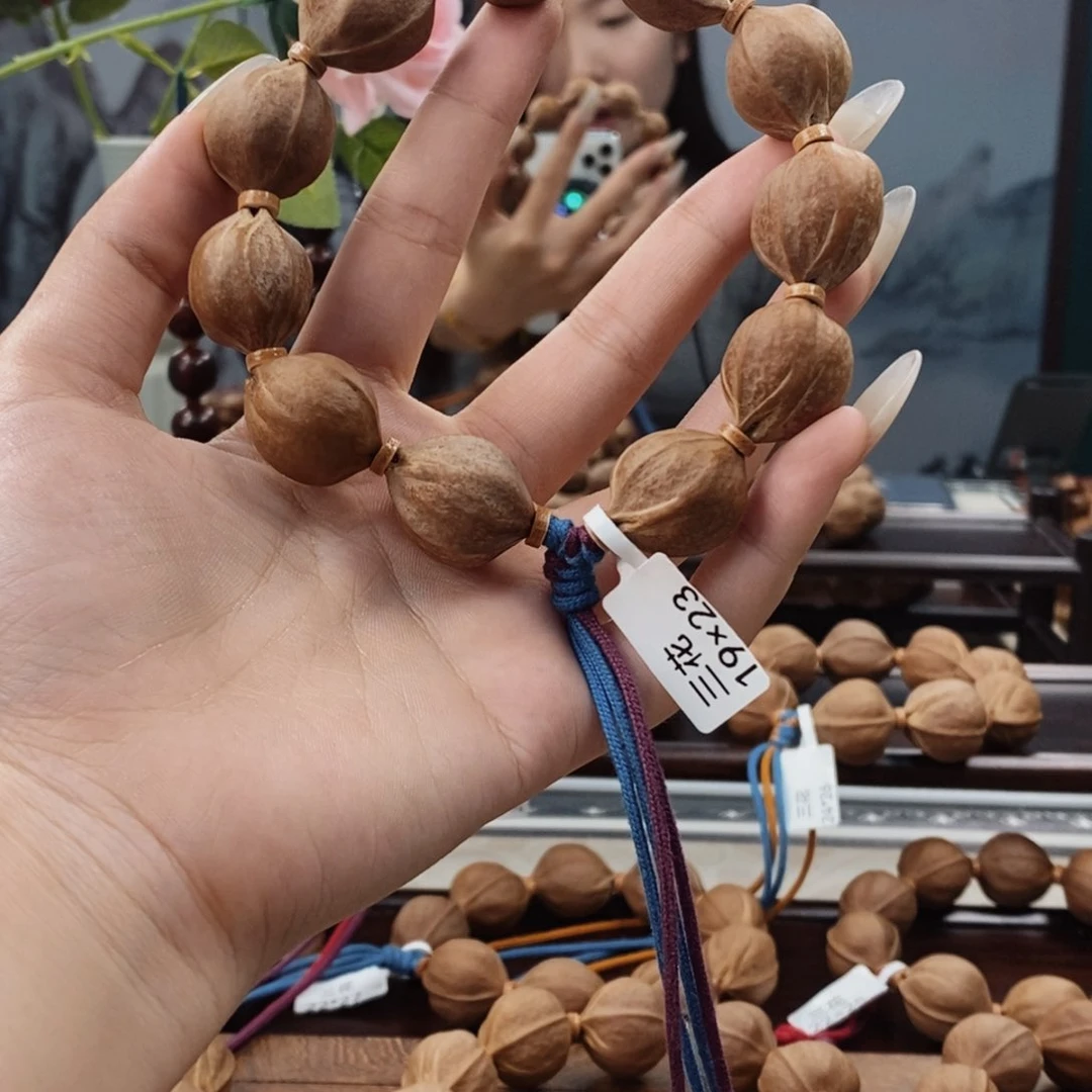 橄榄核吊坠默原生态正宗梅林铁核