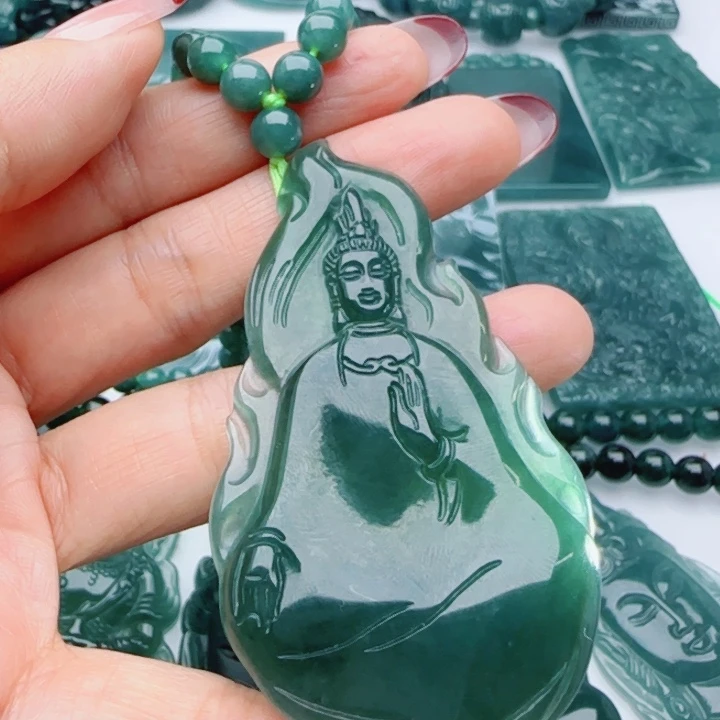 翡翠未镶嵌颈饰多样性发货天然A货翡翠