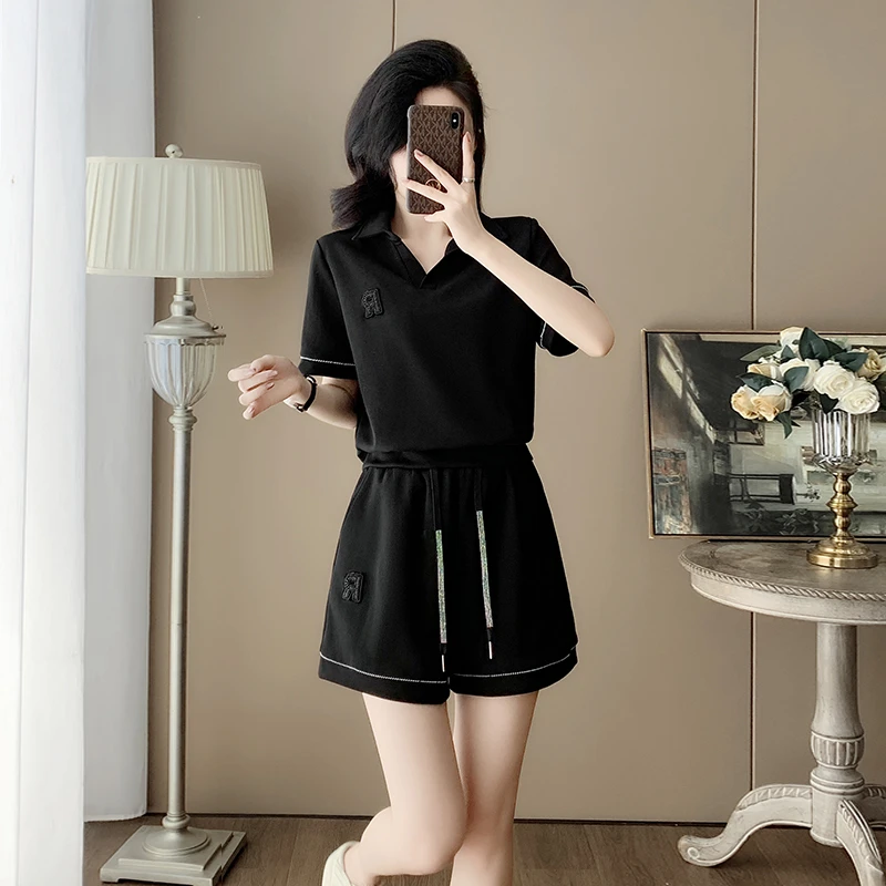 欧货品牌黑色休闲运动套装女夏高级感显瘦V领短袖高腰短裤两件套