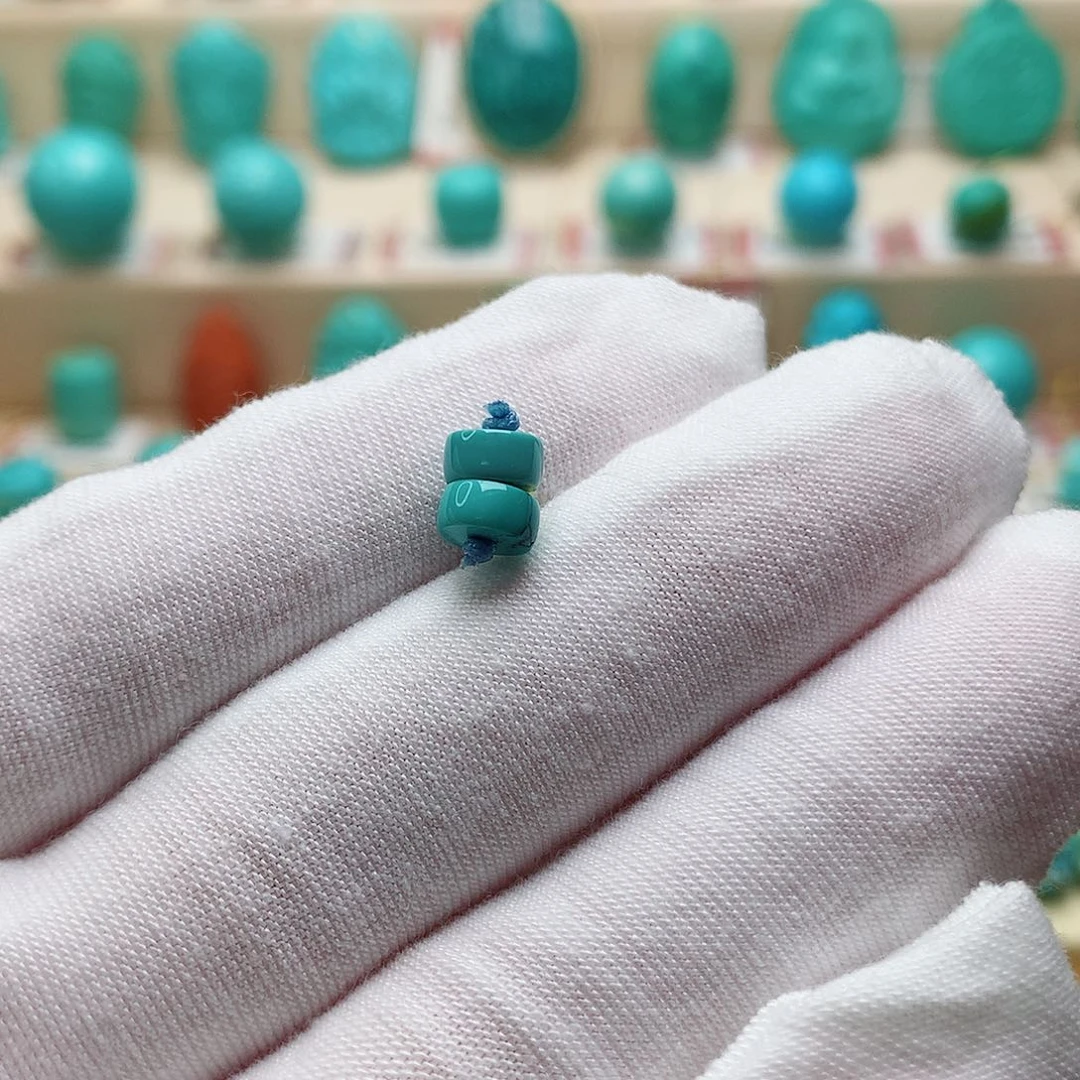 绿松石配饰未镶嵌